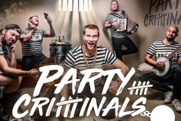 Party Criminals boeken